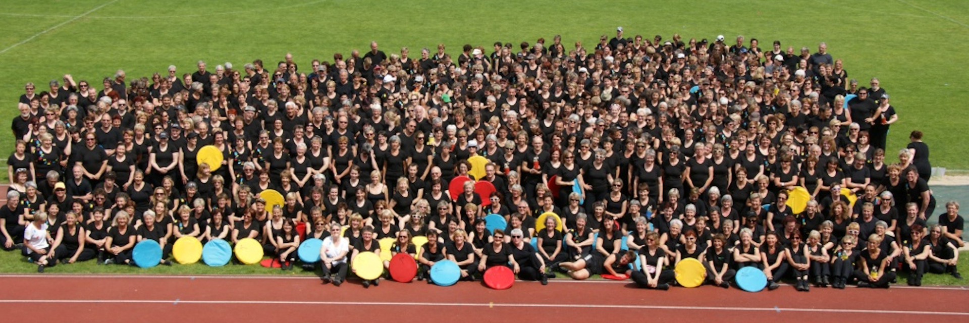 Die ganze Schweizer Gruppe GG35+ in Luzern