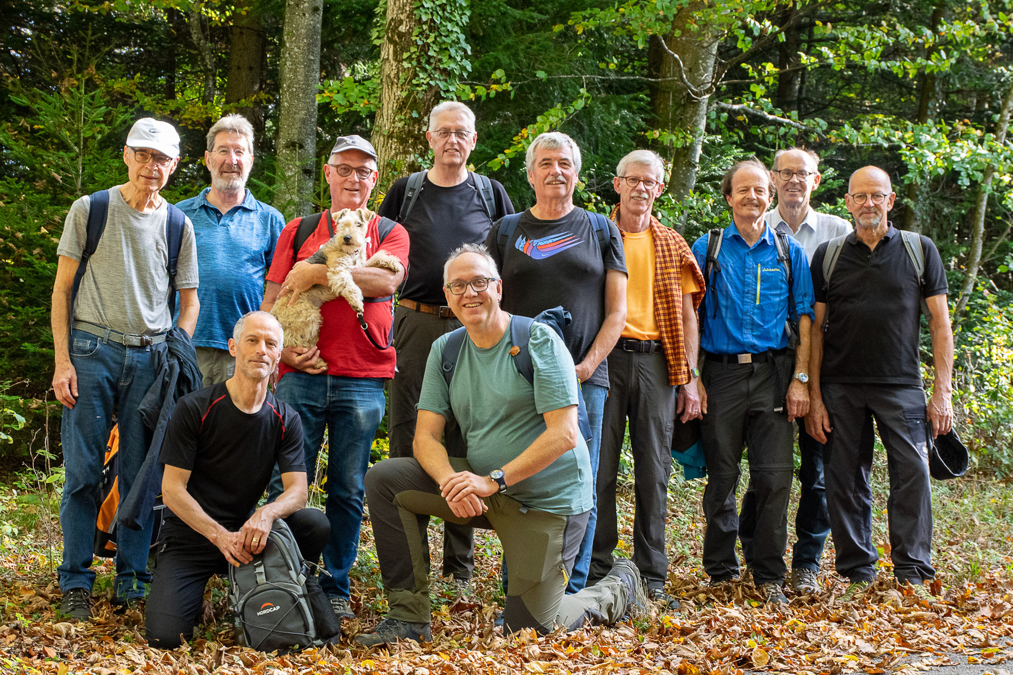 Thomas, Urs, Urs-Martin (mit Easy), René, Werner, Peter, Armin, Thomas, Hansueli, vorne: Felix und Andy