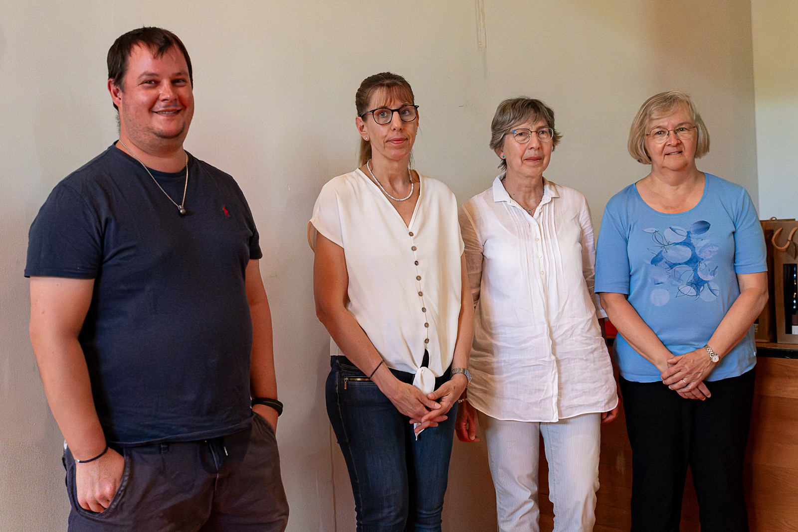 Ein Teil der neu Eingetretenen: Cyril, Tanja, Silvia und Marliese