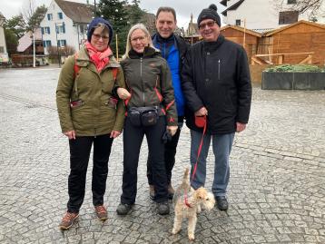 Gruppe 8: Kathrin, Sandra, Marco, Urs-Martin