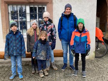 Gruppe 9: Tobias, Sem, Yaron, Talitha, Ela, Micaiah