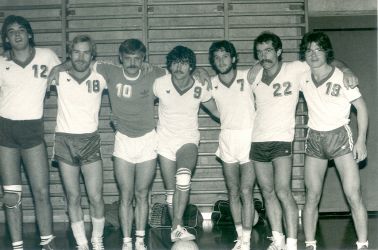 Herren 3 - Saison 1983/84. v.l.n.r.: Rolf Bordt, Urs Güntensperger, Jürg Kündig, Jörg Pierren, Heinz Amsler, Urs Burri, Gregor Schmassmann