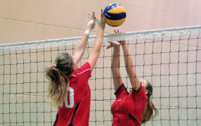 Juniorinnen U19 - HduS Reinach (21.11.2013)